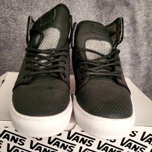 Vans Black & White Alomar Sneakers Men's Size 9 Brand New